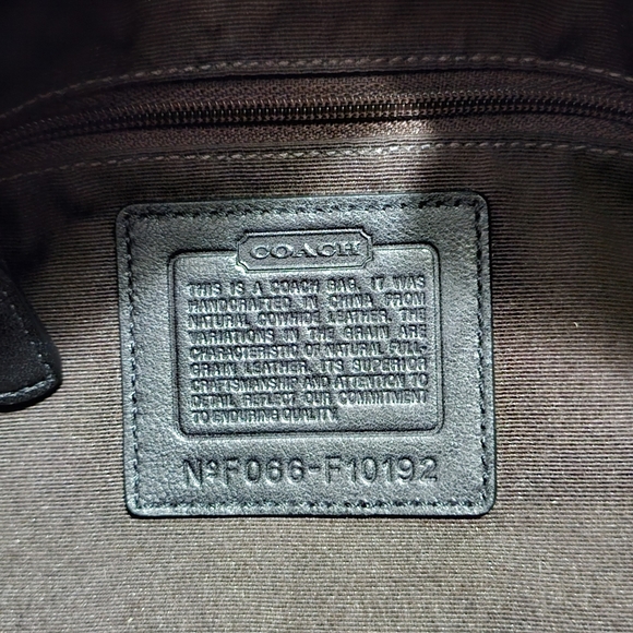 Coach purse - Picture 3 of 4